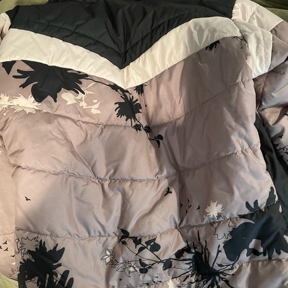 Patagonia ski jacket - Picture 4 of 6